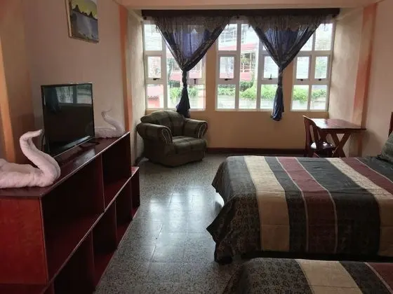 Economy Tek Büyük Yataklı Oda