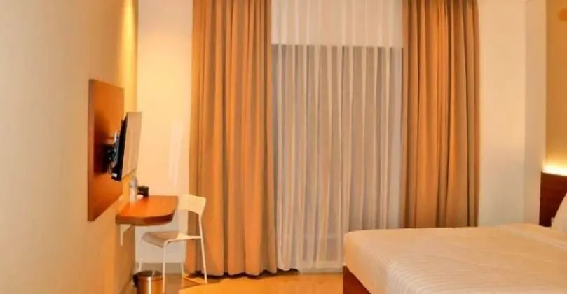 Premier Tek Büyük veya İki Ayrı Yataklı Oda, Balkon