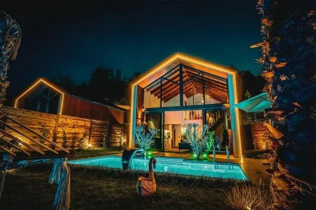 Superior Deluxe Villa, Dağ veya Havuz Manzaralı, Isıtmalı Özel Havuzlu