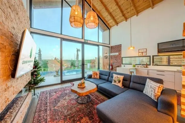 Superior Deluxe Villa, Dağ veya Havuz Manzaralı, Isıtmalı Özel Havuzlu