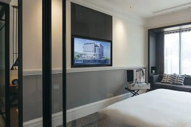 Crystal Club Deluxe Room