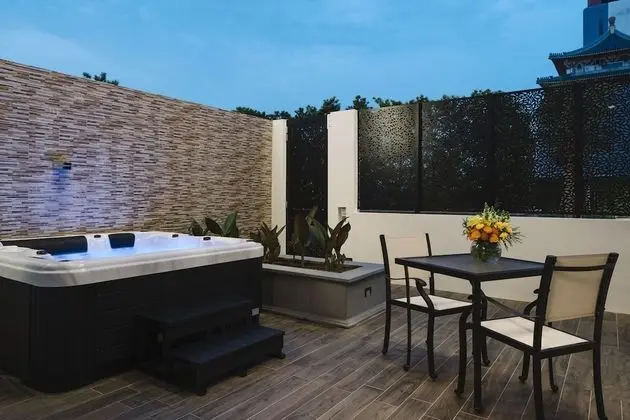 Oasis Junior Suite 1 King