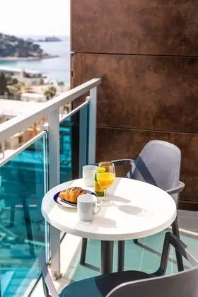 Family Oda, Balkon, Park Manzaralı