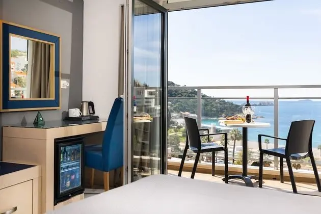 Standard Tek Büyük veya İki Ayrı Yataklı Oda, Balkon, Deniz Manzaralı