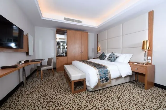 Executive Süit, 2 Yatak Odası, Business Dinlenme Salonu Kullanımı, Şehir Manzaralı