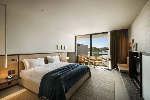 Deluxe Tek Büyük Yataklı Oda, Deniz Manzaralı