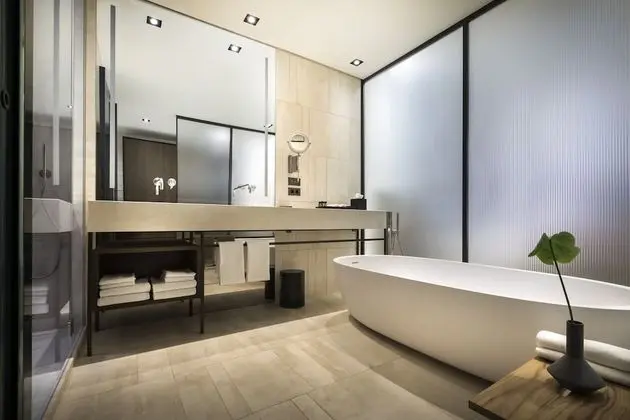 Deluxe Tek Büyük Yataklı Oda, Deniz Manzaralı