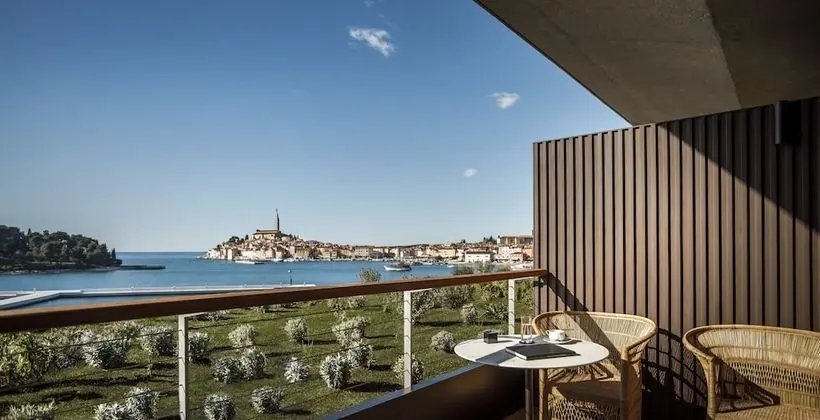 Premium Tek Büyük Yataklı Oda, Deniz Manzaralı