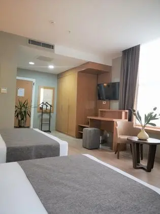 Deluxe Üç Kişilik Oda , Şehir Manzaralı