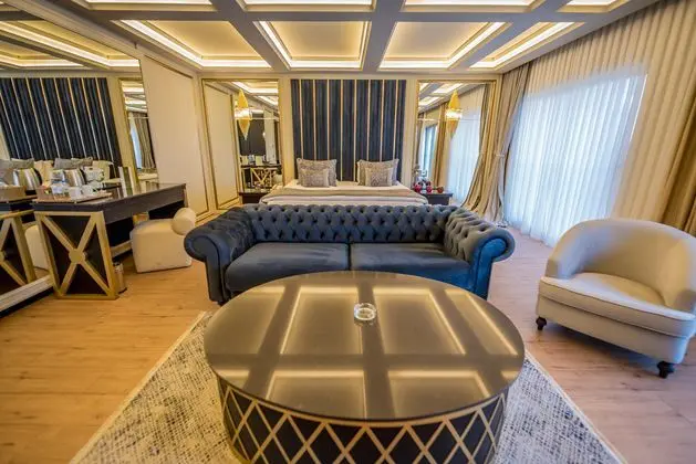 https://images.etstur.com/imgproxy/resize/2560x1440/files/images/hotelImages/etsrooms/163/Grand_Pasha_Kyrenia_Hotel___Spa_20260410171441_0.jpeg
