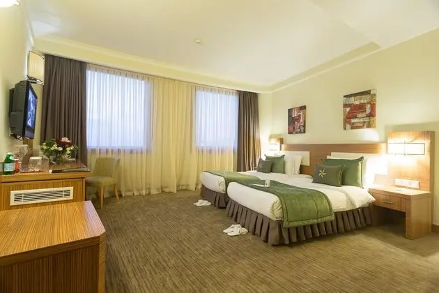 https://images.etstur.com/files/images/hotelImages/CYB/50068/l/Grand-Pasha-Nicosia-Hotel---Casino---Spa-Oda-328158.jpg