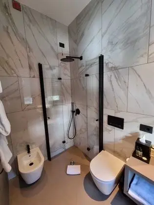 Superior Büyük Yataklı Tek Kişilik Oda