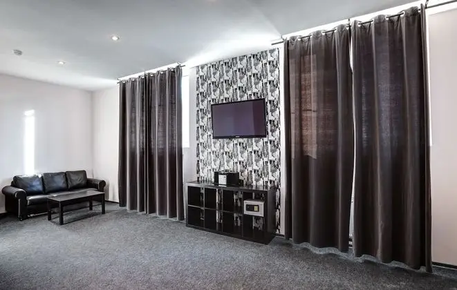 Luxury Tek Büyük veya İki Ayrı Yataklı Oda