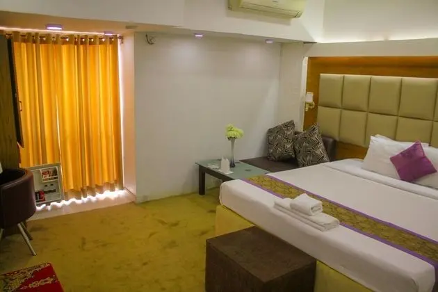 Executive Suite
