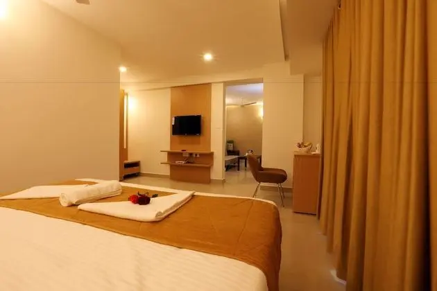 Deluxe Tek Büyük Yataklı Oda