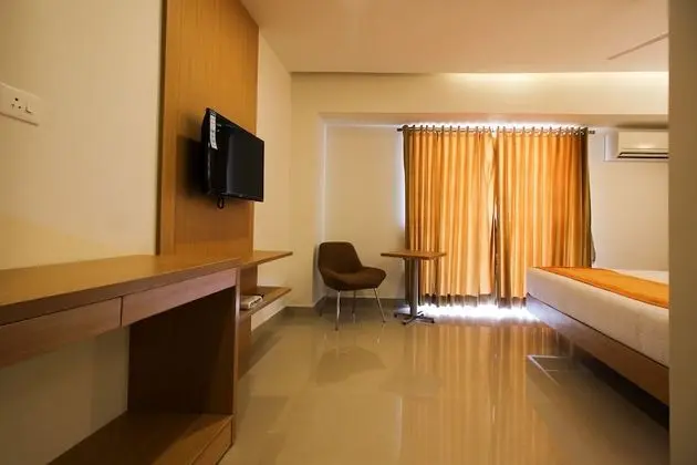 Deluxe Tek Büyük Yataklı Oda