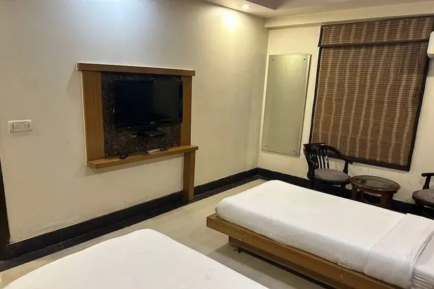 Deluxe Üç Kişilik Oda