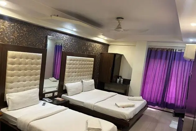 Deluxe Üç Kişilik Oda