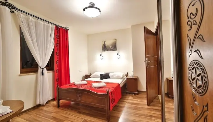 Deluxe Stüdyo, Birden Çok Yatak, Sigara İçilmez