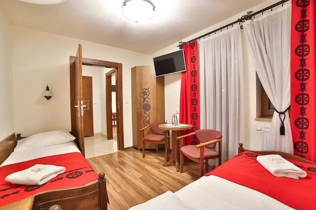Deluxe Stüdyo, Birden Çok Yatak, Sigara İçilmez