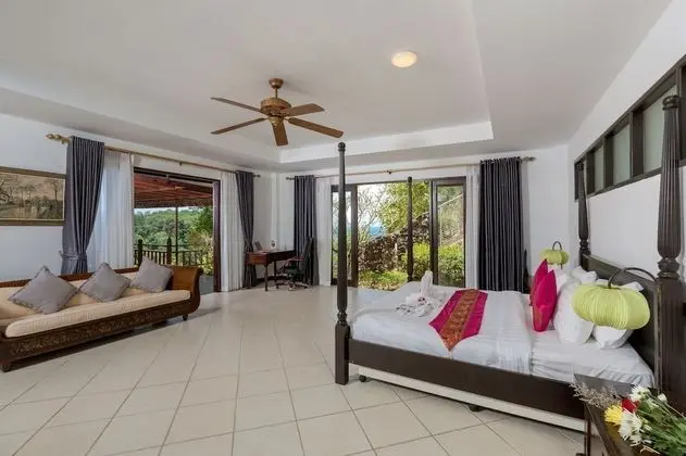 6 Bedrooms with Private Pool Villa