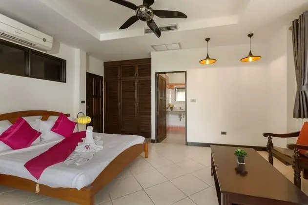 6 Bedrooms with Private Pool Villa