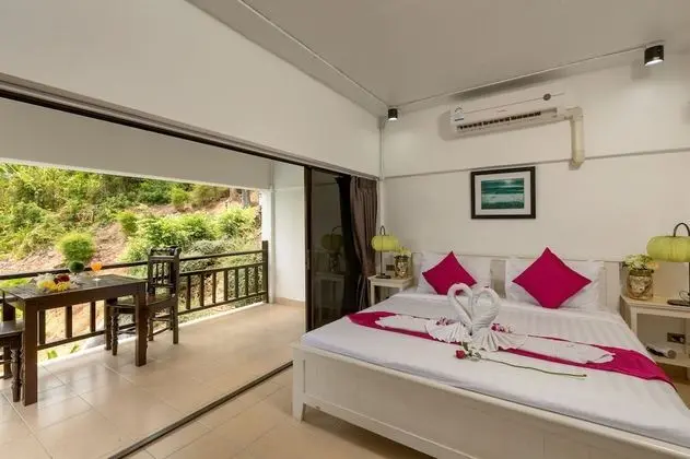 6 Bedrooms with Private Pool Villa