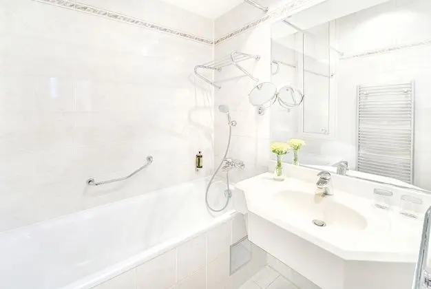 Classic Tek Büyük Yataklı Oda