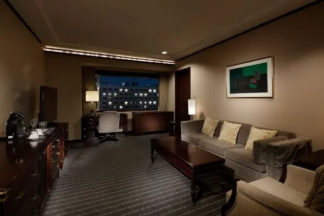 Club Suite Twin with private Lounge Access, Non smoking