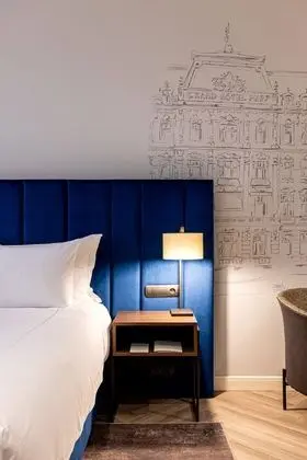 Modern Room forest view (Wellness access)