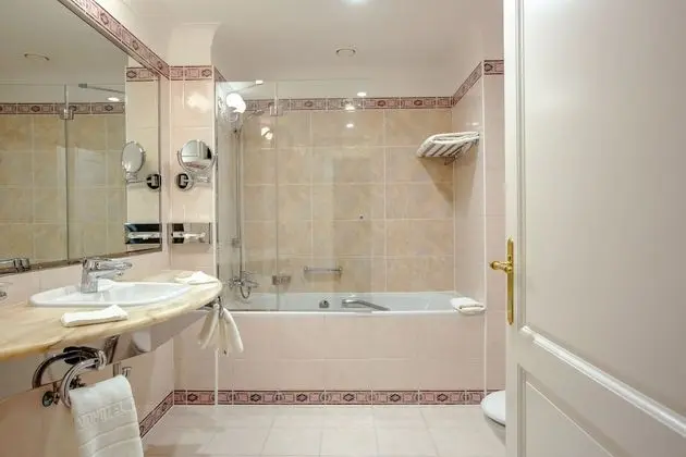 Premier Room front view (Wellness access)