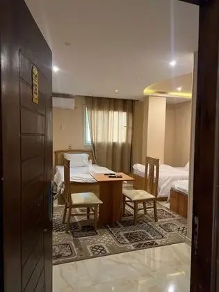 Üç Kişilik Oda