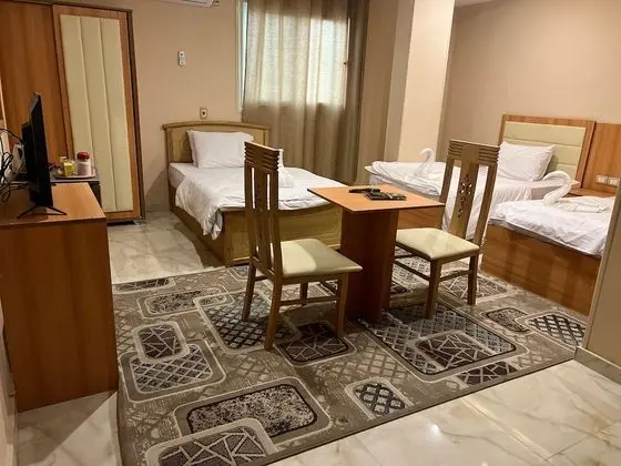 Üç Kişilik Oda