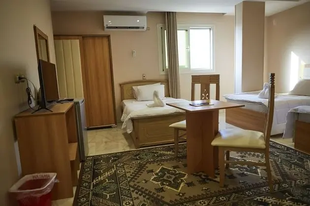 Üç Kişilik Oda