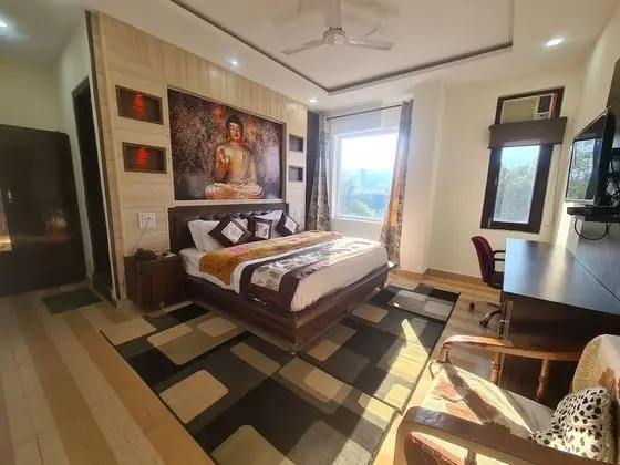 Deluxe Tek Büyük Yataklı Oda, 1 Çift Kişilik Yatak, Sigara İçilmez
