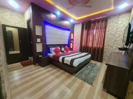 Deluxe Tek Büyük Yataklı Oda, 1 Çift Kişilik Yatak, Sigara İçilmez