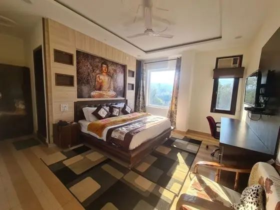 Deluxe Tek Büyük Yataklı Oda, 1 Çift Kişilik Yatak, Sigara İçilmez