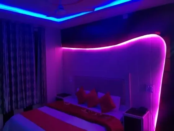 Deluxe Tek Büyük Yataklı Oda, 1 Çift Kişilik Yatak, Sigara İçilmez