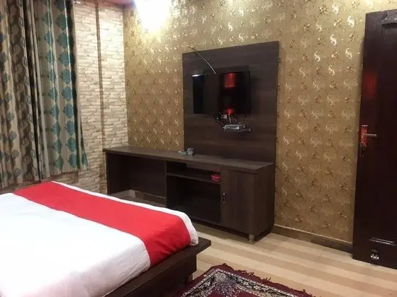 Deluxe Tek Büyük Yataklı Oda, 1 Çift Kişilik Yatak, Sigara İçilmez