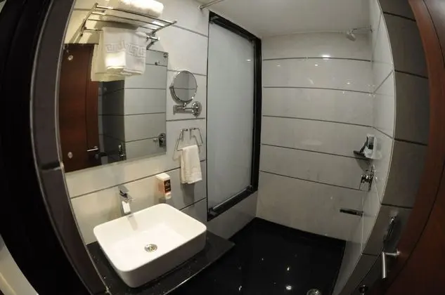 Standard Tek Büyük Yataklı Oda, 1 En Büyük (King) Boy Yatak, Şehir Manzaralı