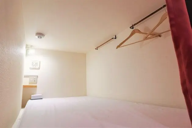 Basic Ortak Ranzalı Oda, Sadece kadınlar için, Sigara İçilmez, Ortak Banyo