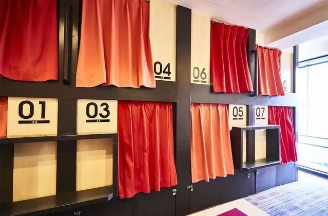 Basic Ortak Ranzalı Oda, Sadece kadınlar için, Sigara İçilmez, Ortak Banyo