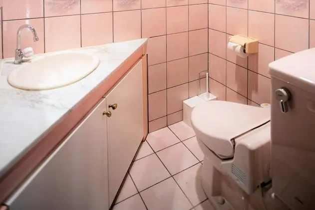 Basic Ortak Ranzalı Oda, Sadece kadınlar için, Sigara İçilmez, Ortak Banyo