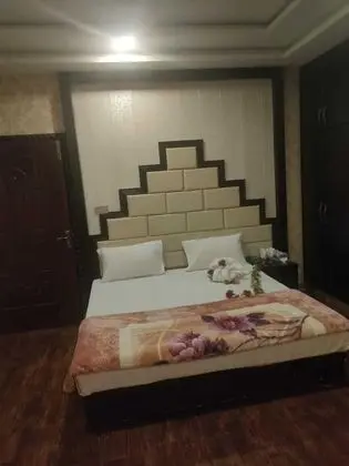 Deluxe Tek Büyük veya İki Ayrı Yataklı Oda