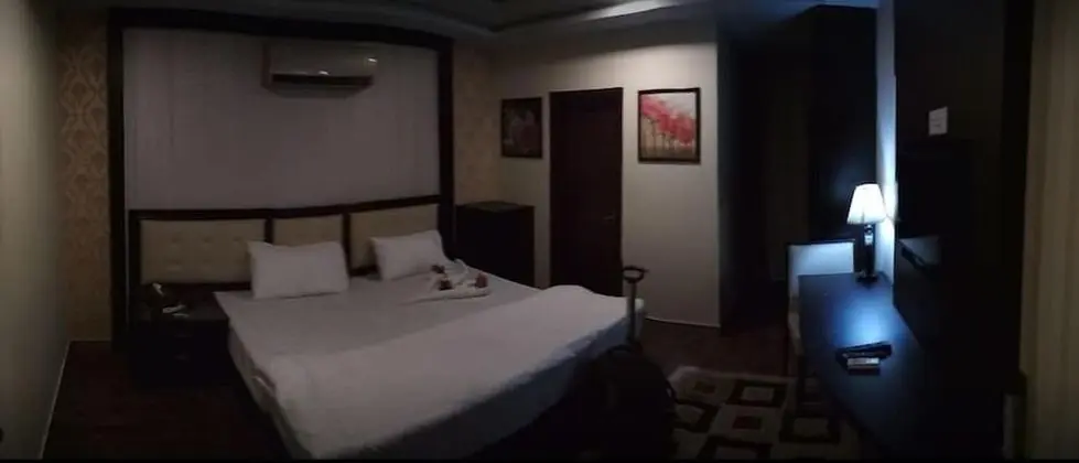 Deluxe Tek Büyük veya İki Ayrı Yataklı Oda