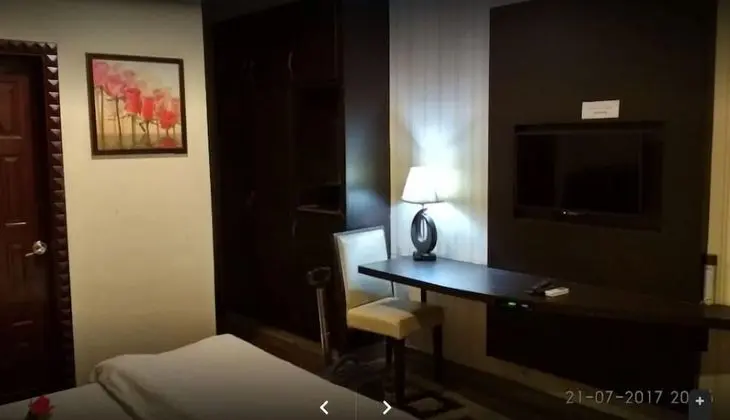 Deluxe Tek Büyük veya İki Ayrı Yataklı Oda