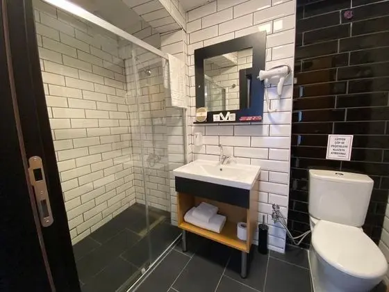 Standard Üç Kişilik Oda
