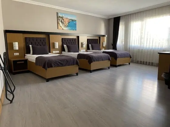 Standard Üç Kişilik Oda