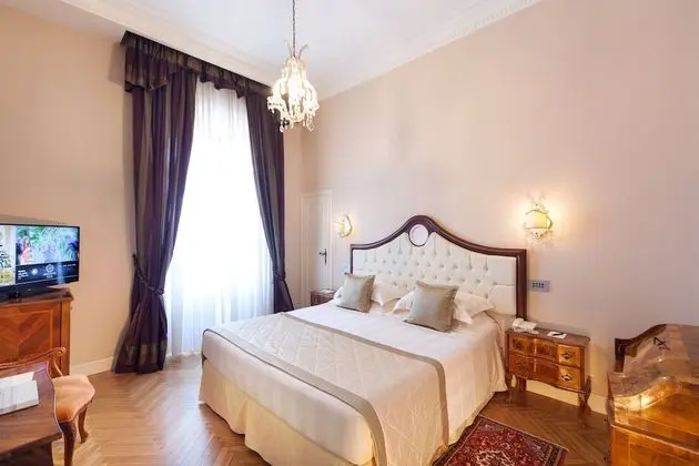 Executive Tek Büyük veya İki Ayrı Yataklı Oda