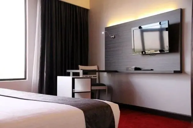 Premier Süit (Room)
